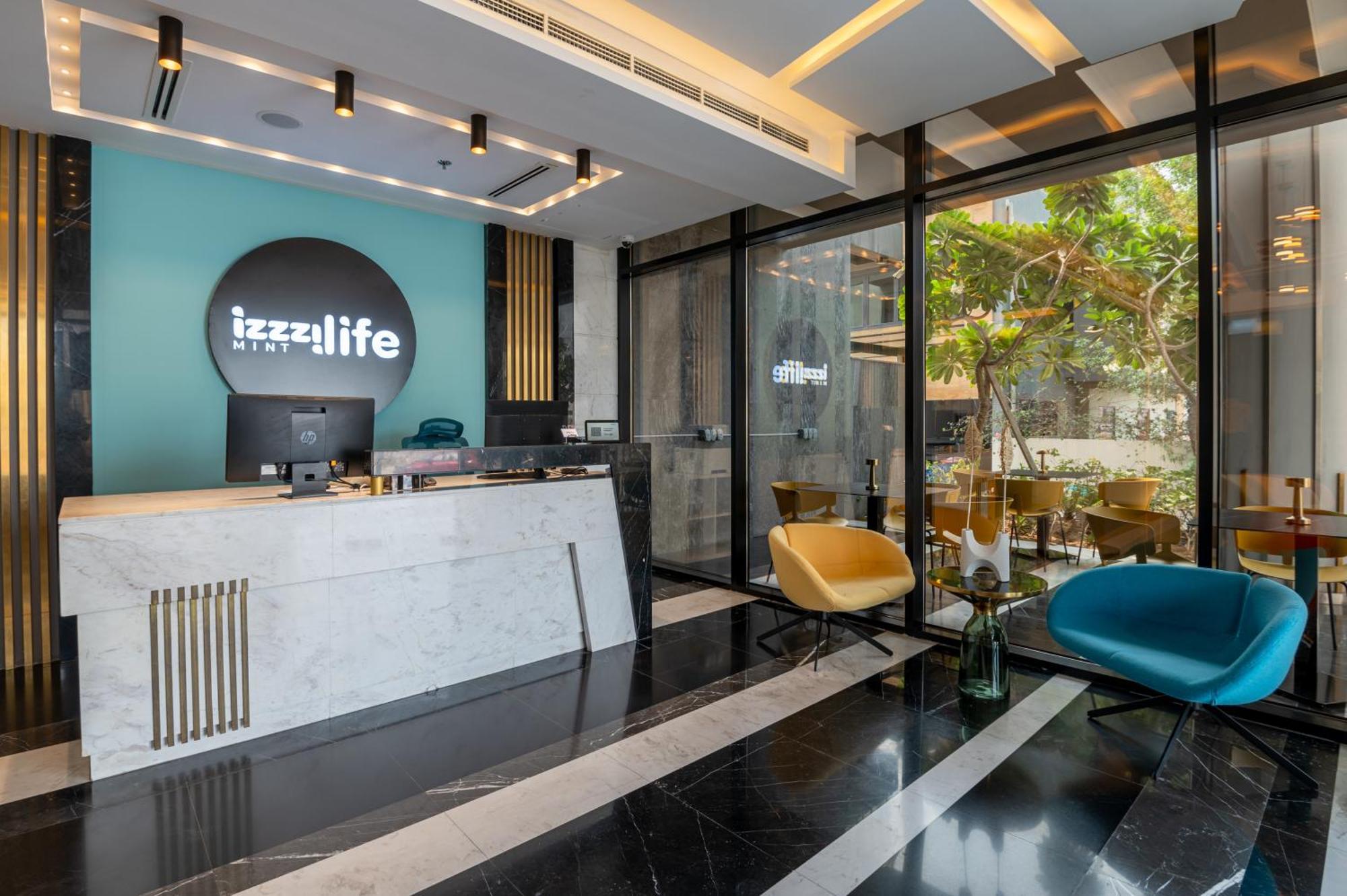 Aparthotel Izzzi Life Mint Dubai Exterior foto