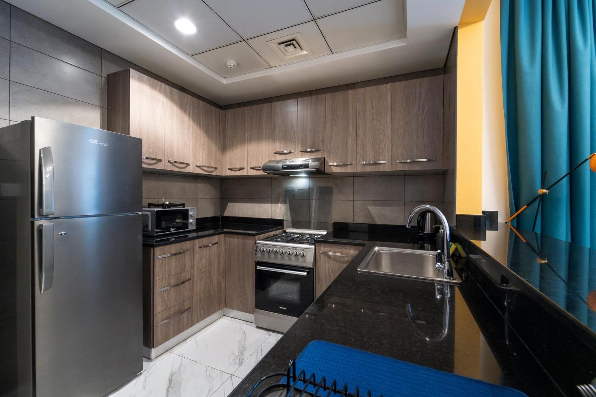 Aparthotel Izzzi Life Mint Dubai Exterior foto